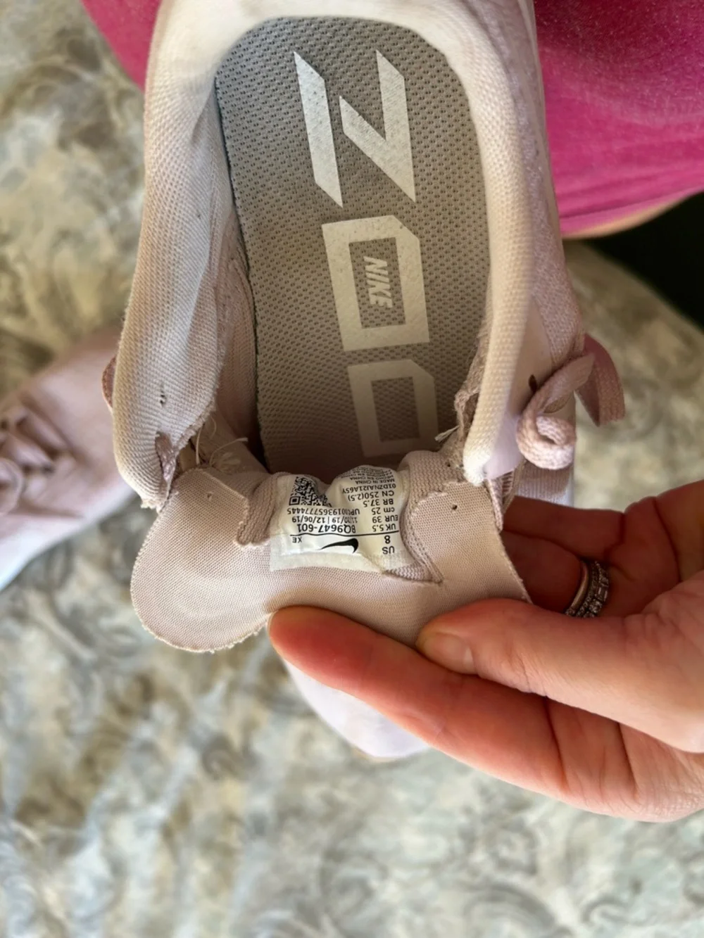 Nike Women's Dusty Rose Athletic Sneakers size 8 - Picture 4 of 4